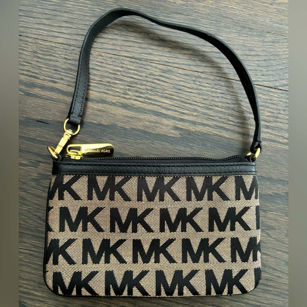 MICHAEL Michael Kors Black Patterned Mini Shoulder Bag